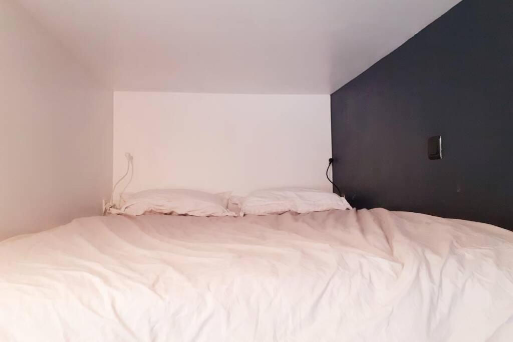 Small Arty Studio Menilmontant Paris Ngoại thất bức ảnh