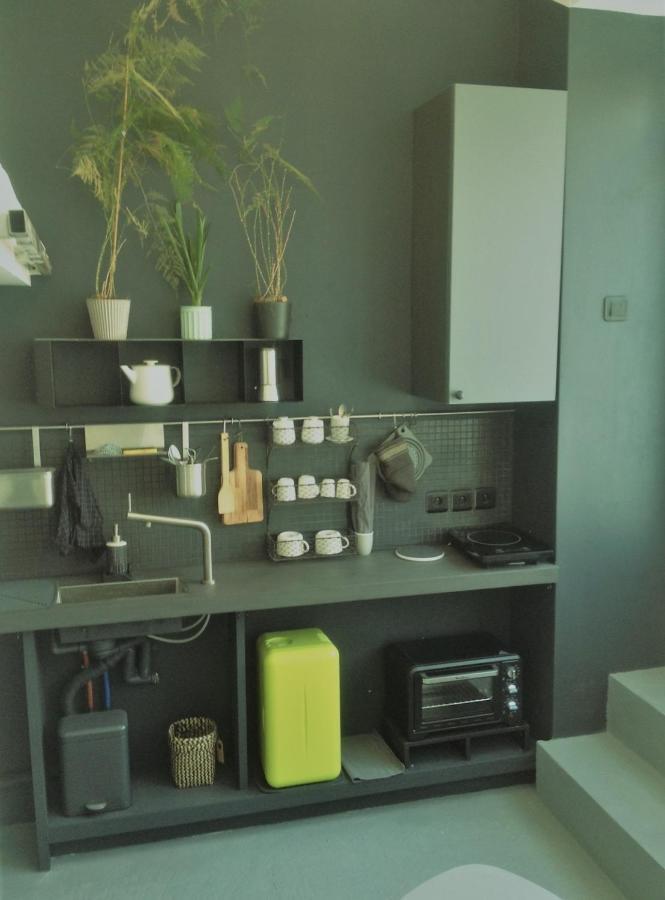 Small Arty Studio Menilmontant Paris Ngoại thất bức ảnh